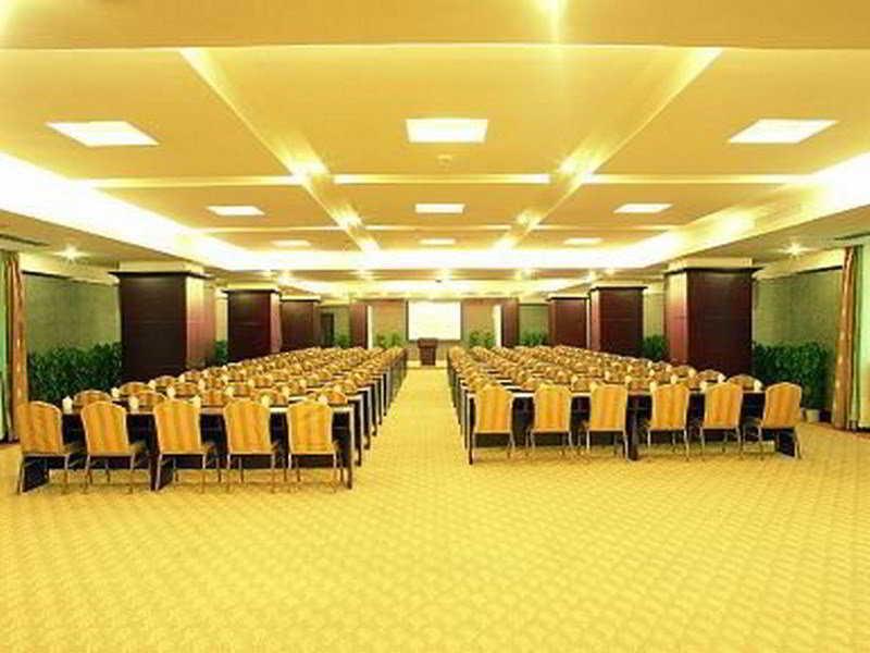 Fortune Hotel Guangzhou Exterior photo