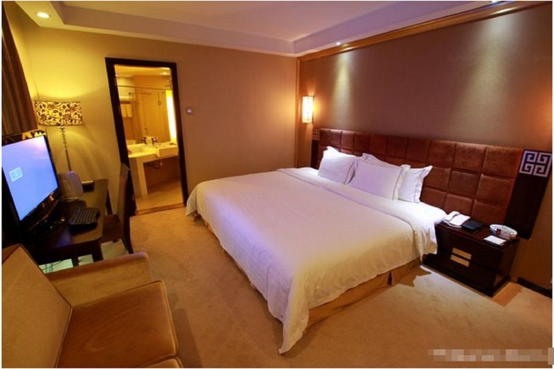 Fortune Hotel Guangzhou Exterior photo